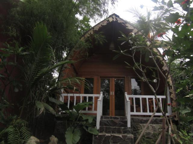 Bale Jukung Bed & Breakfast Tanjung  Luaran gambar